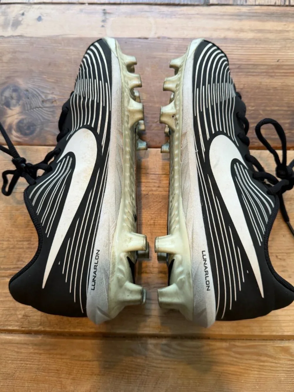 Nike Lunarlon Black White Softball Molded Cleats Size 7.5 AO7985-002